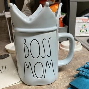 Rae Dunn Boss Mom Mug